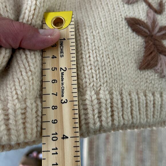 SOLD SOLD 1960s Wool Embroidered Long Cardigan Sweater Granny Boho Cottage SM - Picture 15 of 15